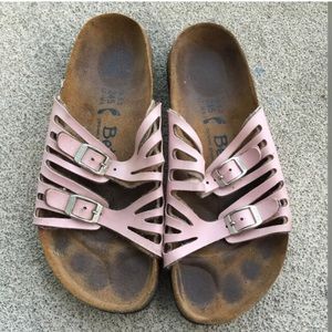 Reselling! they are great shoes but didn't fit me