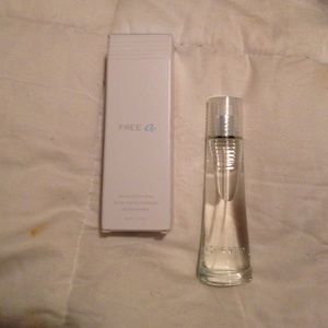 Free O2 Avon perfume