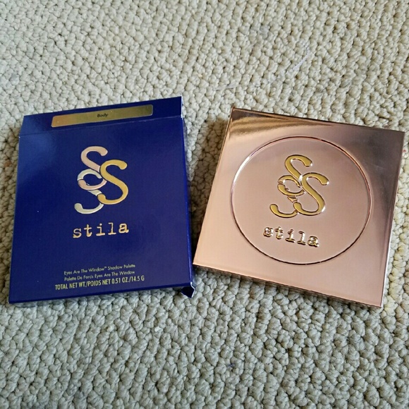 SOLD Stila - Eyes Are The Window Palette - Picture 2 of 3