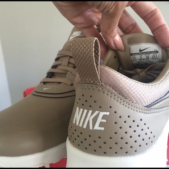 Nike Thea Air Max Desert Camo 8.5 women’s - Picture 4 of 8