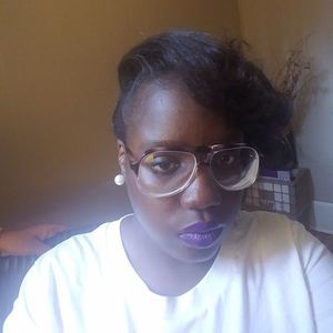 Meet your Posher, Marie