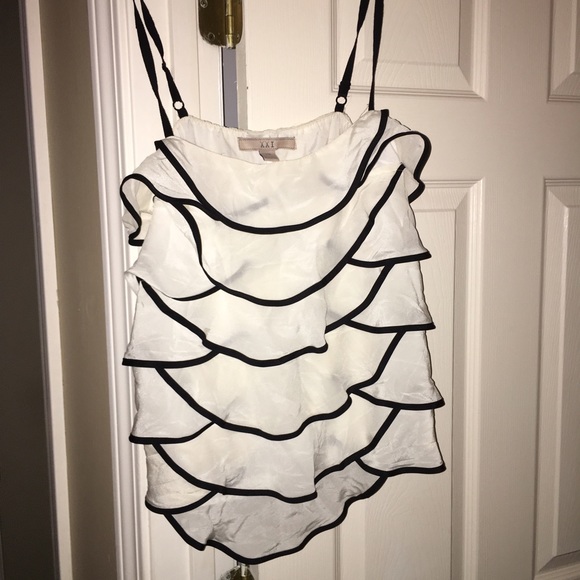Forever 21 white and black ruffle dressy top