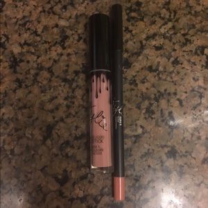 Kylie lip kit (KoKo k)