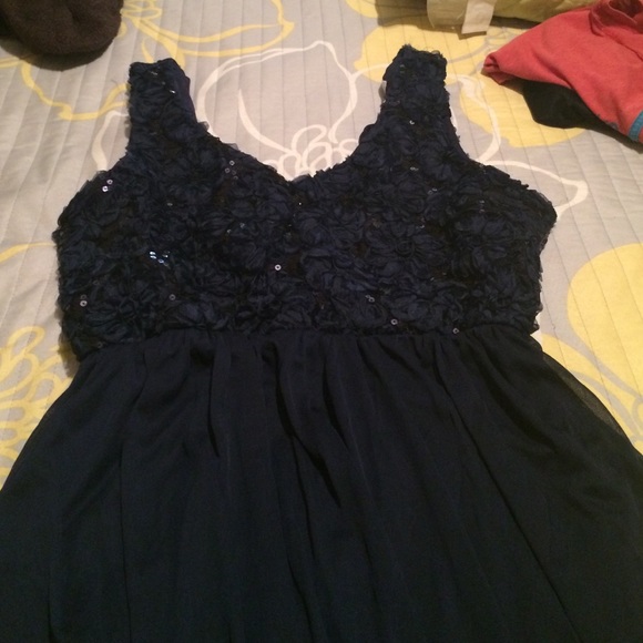 Navy blue dress size 3 and 13 in juniors