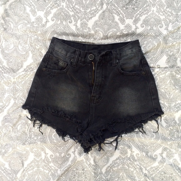 UNIF taryn shorts