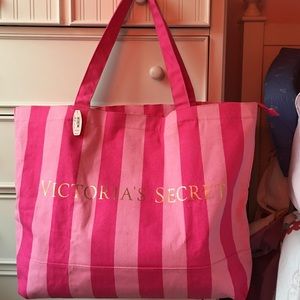 Large VS Weekender Bag