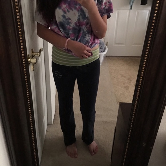 Classic Gilly Hicks Yoga Pants - Picture 2 of 3