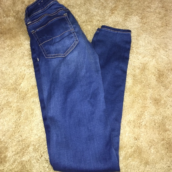 American Eagle Skinny Jeans - Picture 2 of 3