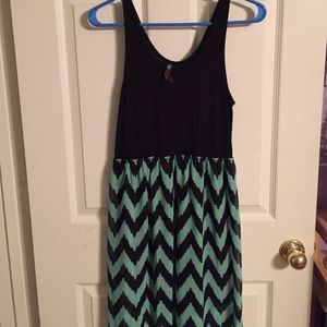 Chevron maxi