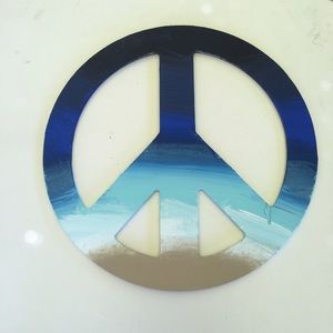 Peace sign deco.