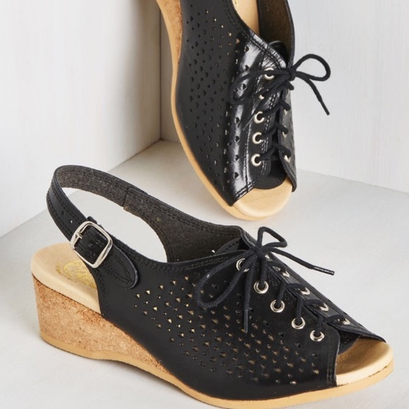 worishofer shoes 28 worishofer shoes perforated black leather worishofer shoes 28 worishofer shoes perforated black leather