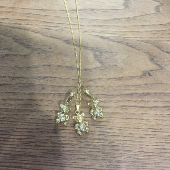 Teddy bear earrings and necklace