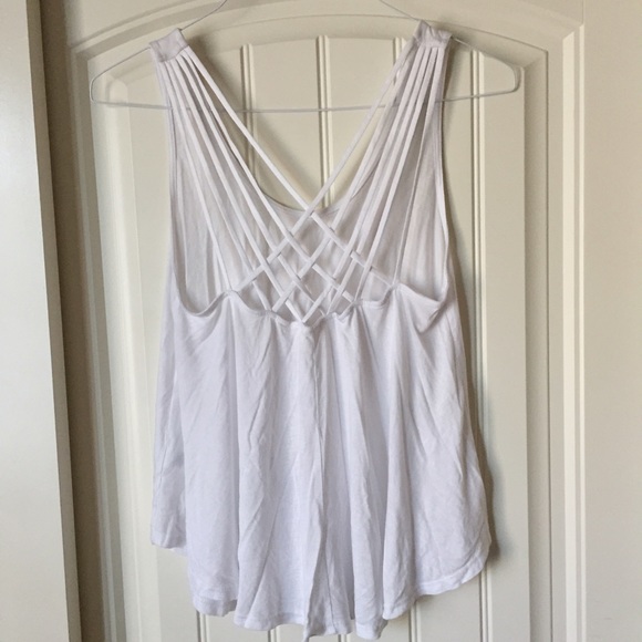 white cross-backed tank top - Picture 2 of 2