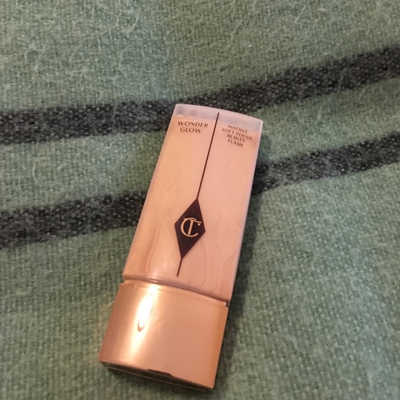 Charlotte Tilbury Wonderglow