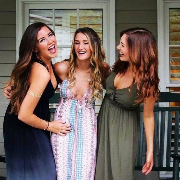 Meet your Posher, Laura - Picture 1 of 1