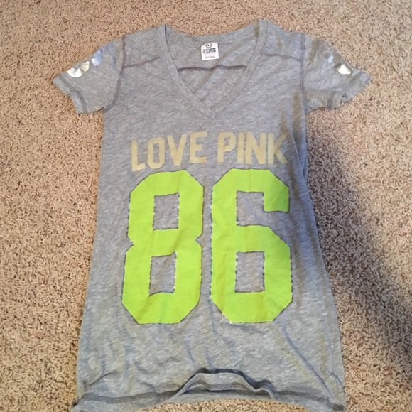 PINK v-neck short sleeve tee