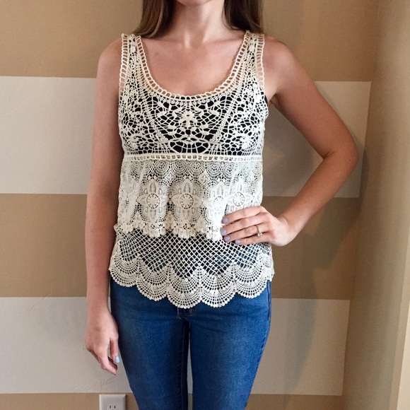 Crocheted Off-White Tank Top - Picture 4 of 4