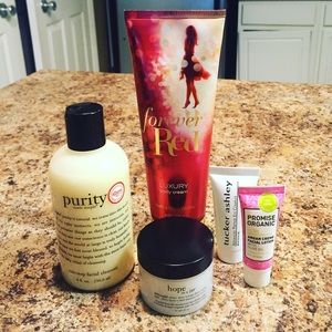 Bath & Body works lotion, Philosophy facial set