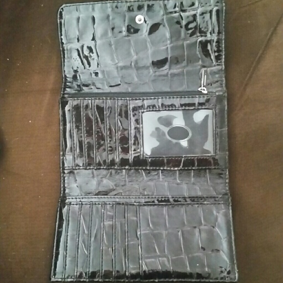 GUESS wallet - Picture 3 of 3