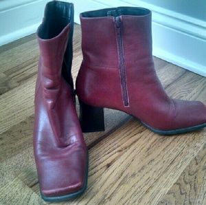 Nine West red leather Zamir boot
