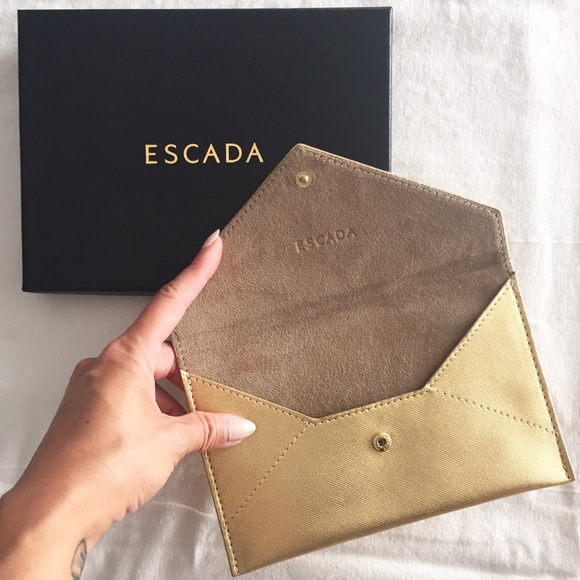 Escada Envelope Pouch - Picture 2 of 4