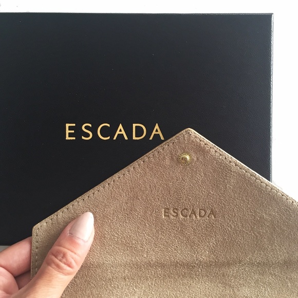 Escada Envelope Pouch - Picture 3 of 4