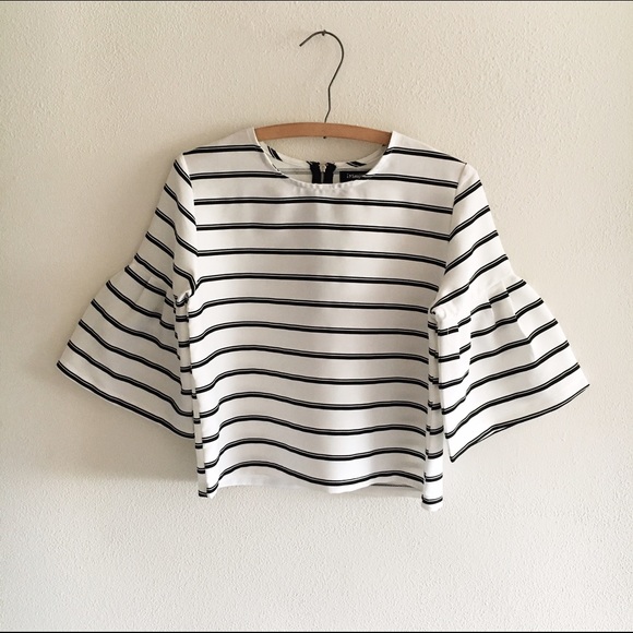 Striped Peplum-Sleeved Crop Top - Picture 2 of 4