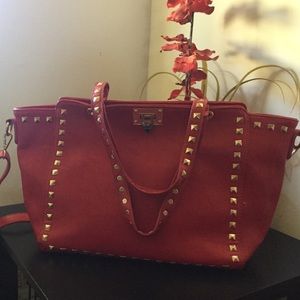 Pretty red  purse