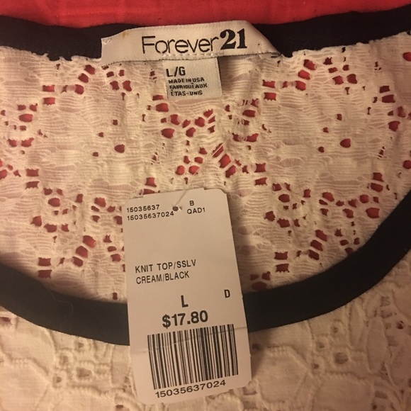 Brand new Forever 21 lace blouse - Picture 2 of 4