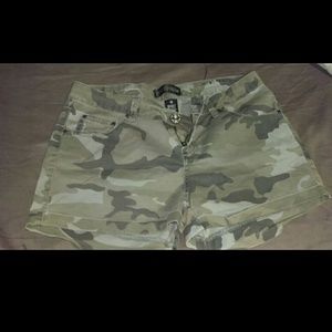 CAMO JUNIORS SHORTS