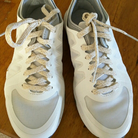 Women's Nike Dual Fusion - Picture 3 of 4