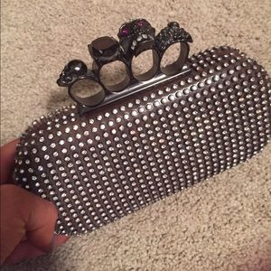 Blingy Skull Clutch