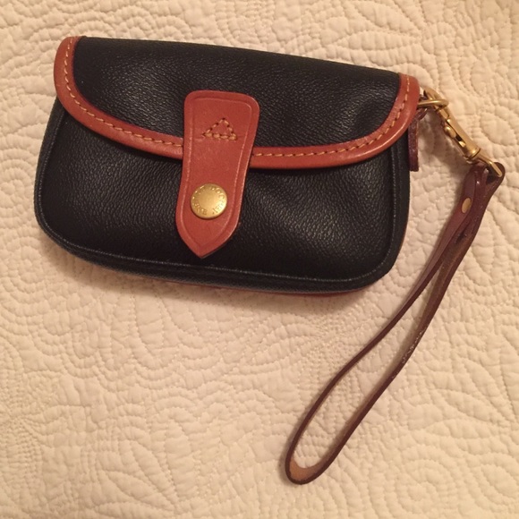 Dooney and Bourke wristlet