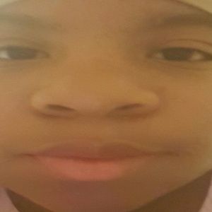 Meet your Posher, Noelle