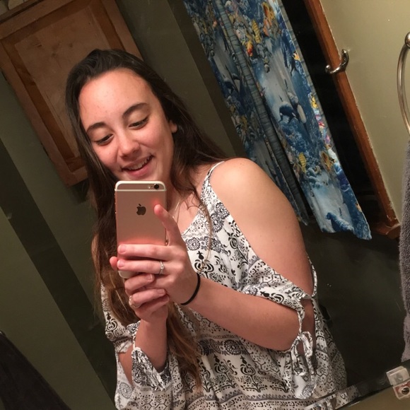 Meet your Posher, Shelby