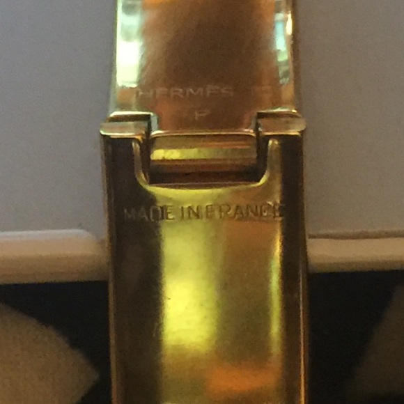 Hermes gold 'H' Clic Bracelet- SOLD - Picture 4 of 4