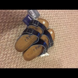 Metallic blue Birkenstock