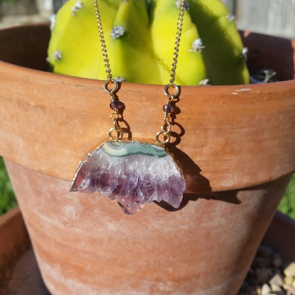 Anthropologie Jewelry - NWT Amethyst Agate Slice Necklace