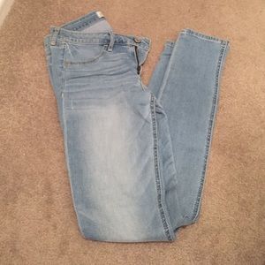 Abercrombie high rise jeggings. Size 4 Long