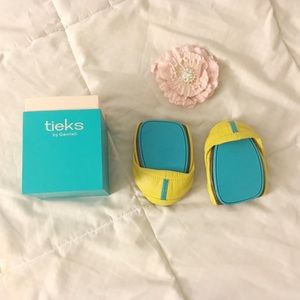 Mustard Yellow Tieks