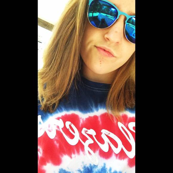 Meet your Posher, Abagail - Picture 1 of 1