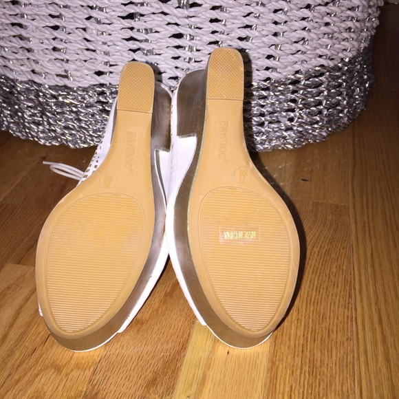 Wedges from urban outfitters never worn - Picture 3 of 3