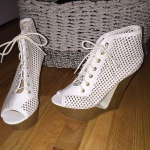 Wedges from urban outfitters never worn