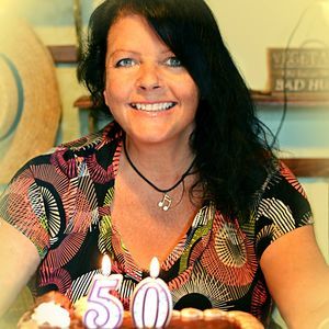 Meet your Posher, Bari