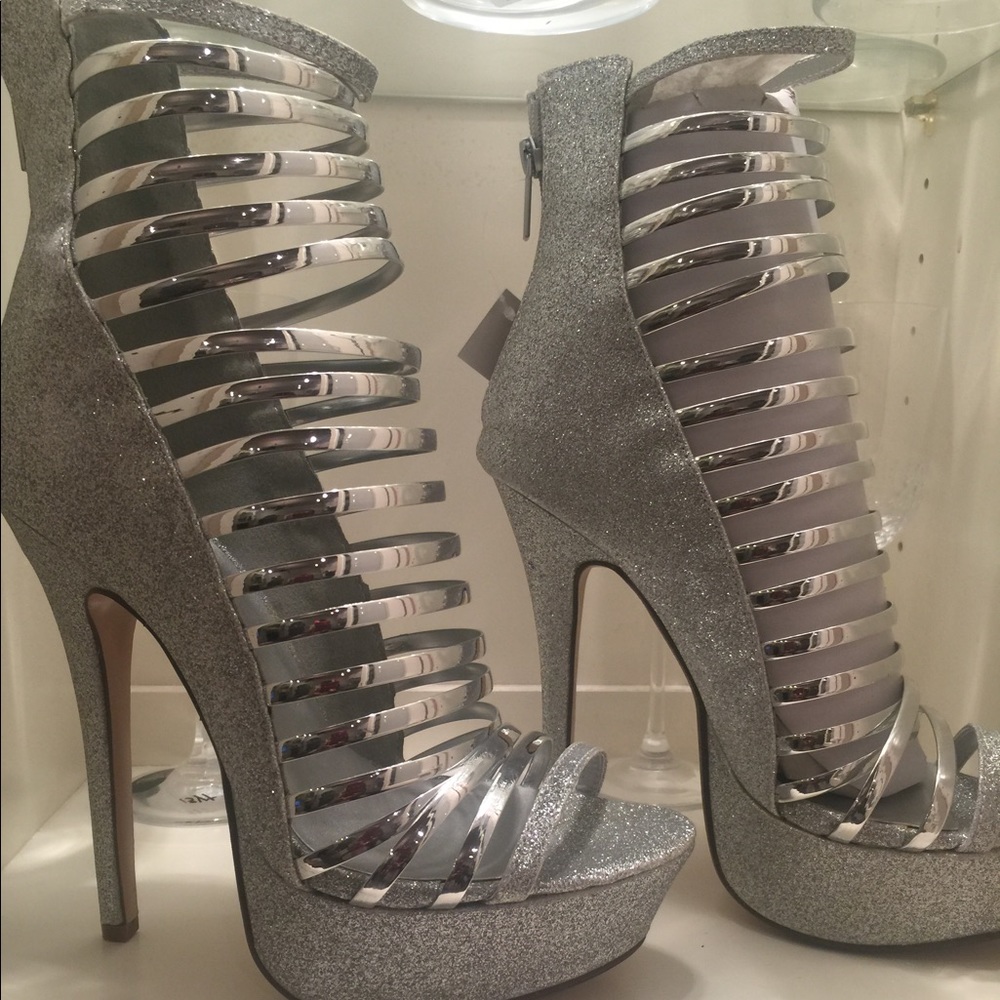 Sexy Silver Shimmer Stiletto Heels! - Picture 1 of 5