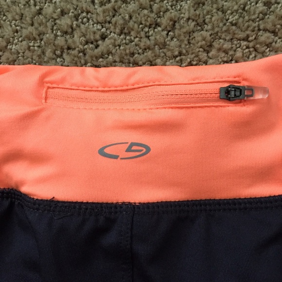 Champion running shorts - Picture 3 of 3