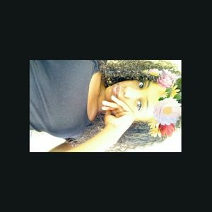 Meet your Posher, Casey