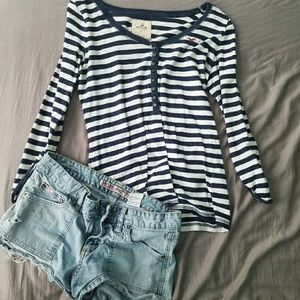 Hollister three quarter sleeve shirt