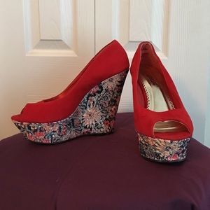 Floral Sparkle Red Velvet Wedges!