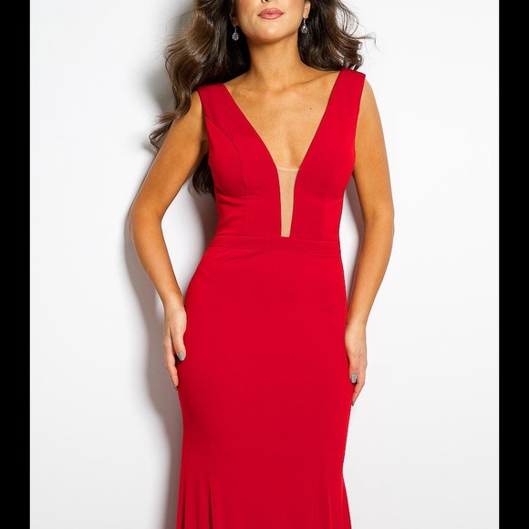 Red Size 6 Jovani Jersey prom/pageant gown